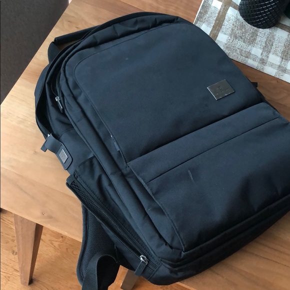 victorinox backpack